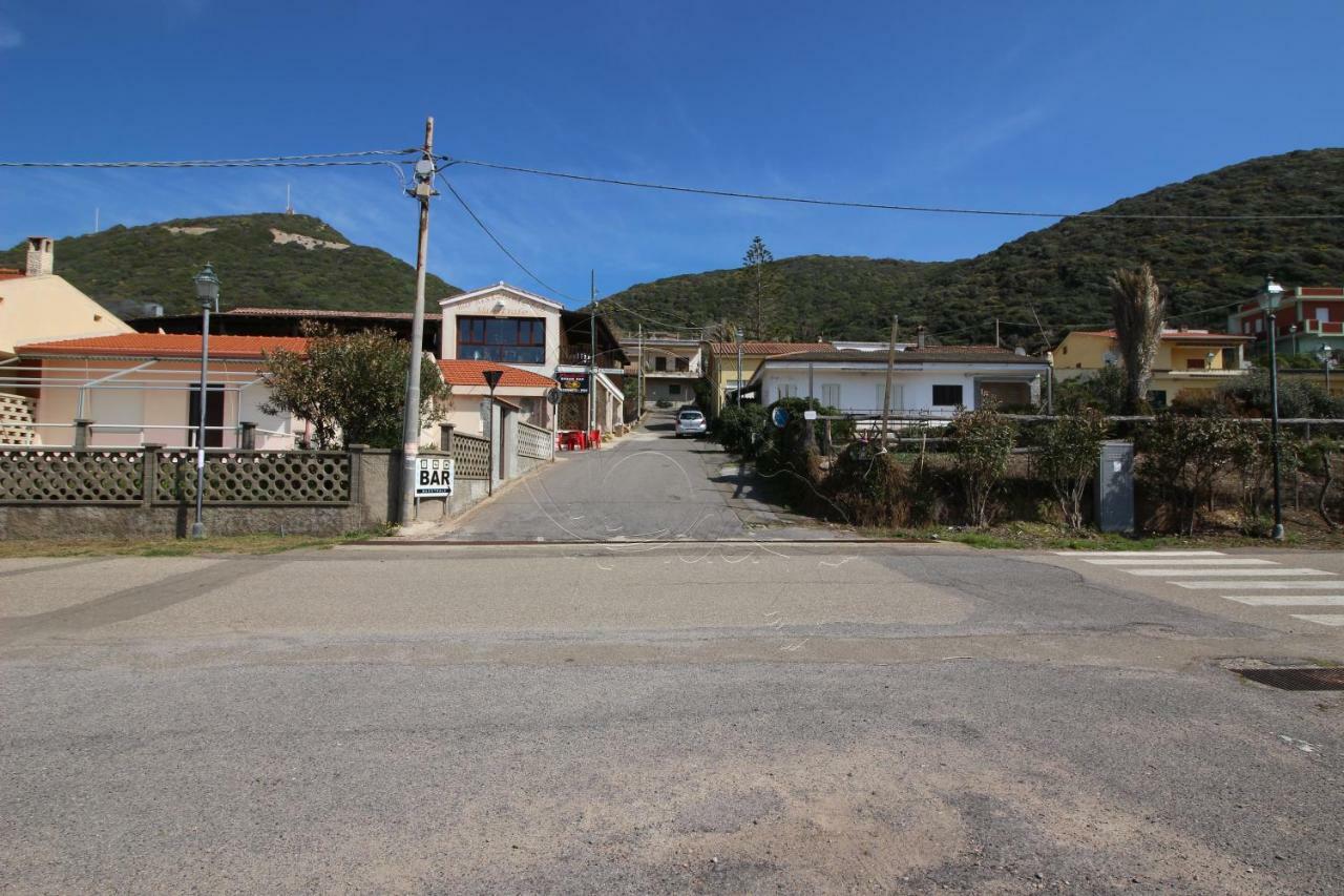 Ampio Appartamento Marina Di Arbus Exterior foto